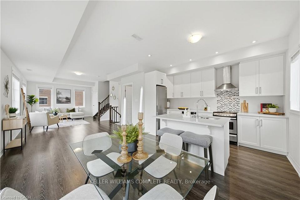 70 PLAINS Road W 10, Burlington, ON L7T 0B6 at 70 PLAINS Road W 10, Burlington, ON L7T 0B6, Burlington, ON, L7T 0B6