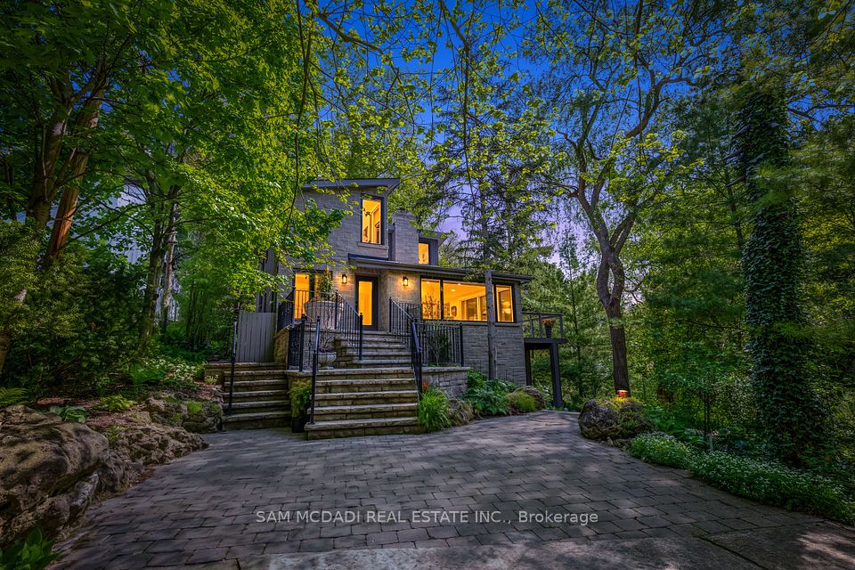 1273 Queen Victoria Avenue, Mississauga, ON L5H 3H2 at 1273 Queen Victoria Avenue, Mississauga, ON L5H 3H2, Mississauga, ON, L5H 3H2