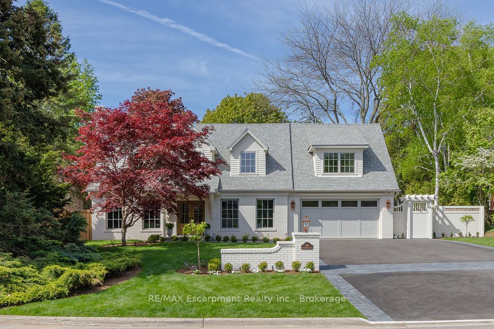 130 Edgecliffe Place, Burlington, ON L7L 3Z3 at 130 Edgecliffe Place, Burlington, ON L7L 3Z3, Burlington, ON, L7L 3Z3