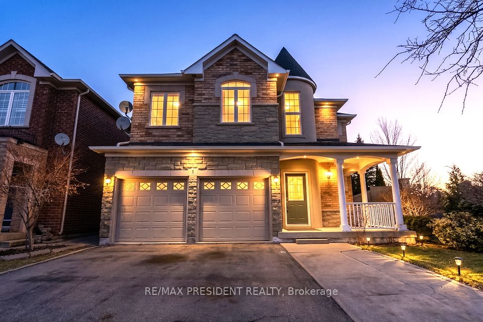 1 Crown Victoria Drive, Brampton, ON L7A 3A2 at 1 Crown Victoria Drive, Brampton, ON L7A 3A2, Brampton, ON, L7A 3A2