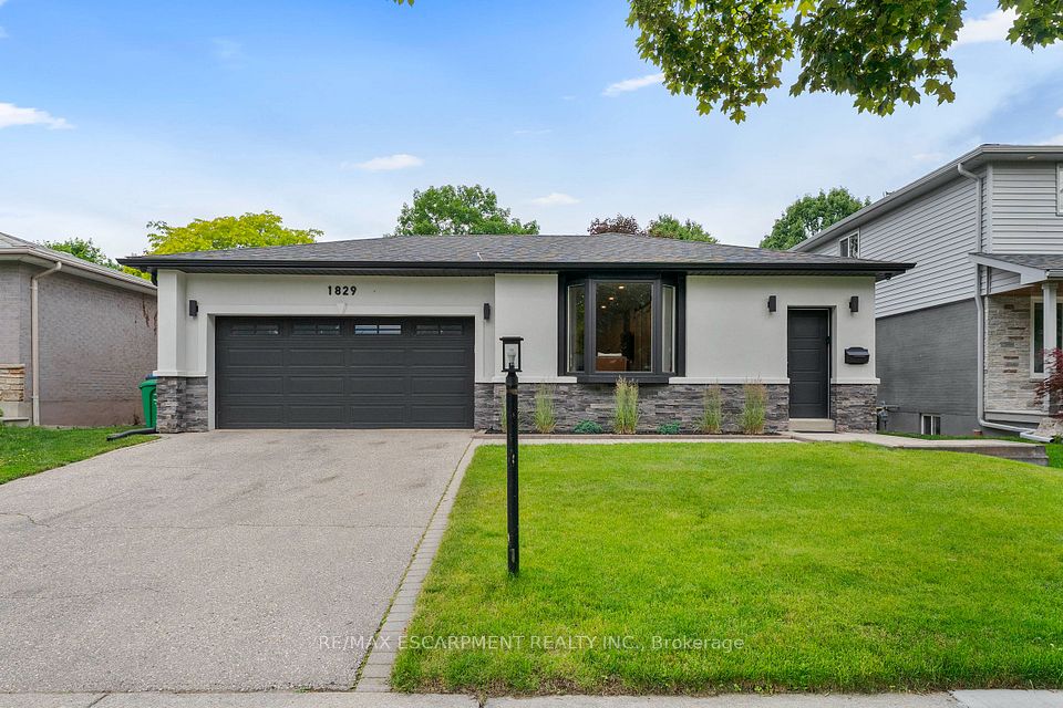 1829 Barsuda Drive, Mississauga, ON L5J 1V3 at 1829 Barsuda Drive, Mississauga, ON L5J 1V3, Mississauga, ON, L5J 1V3