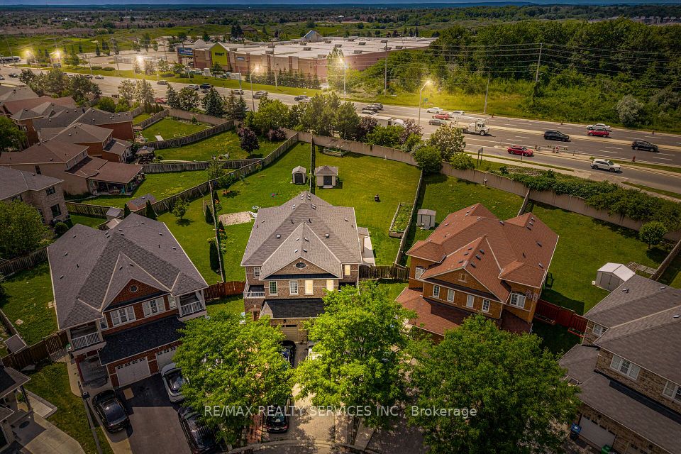 32 Deepcoral Court, Brampton, ON L6V 4P7 at 32 Deepcoral Court, Brampton, ON L6V 4P7, Brampton, ON, L6V 4P7