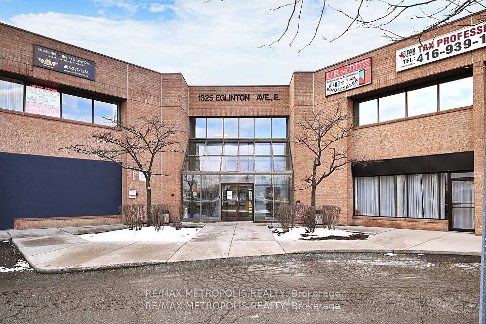 1325 Eglinton Avenue E 207A, Mississauga, ON L4W 4L9