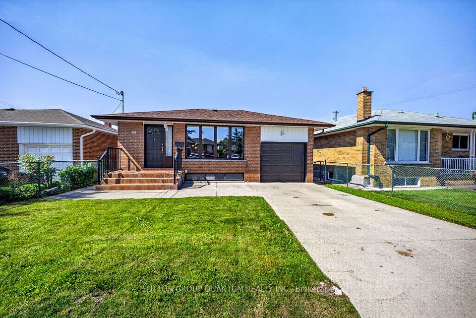1016 East Avenue, Mississauga, ON L5E 1W8 at 1016 East Avenue, Mississauga, ON L5E 1W8, Mississauga, ON, L5E 1W8