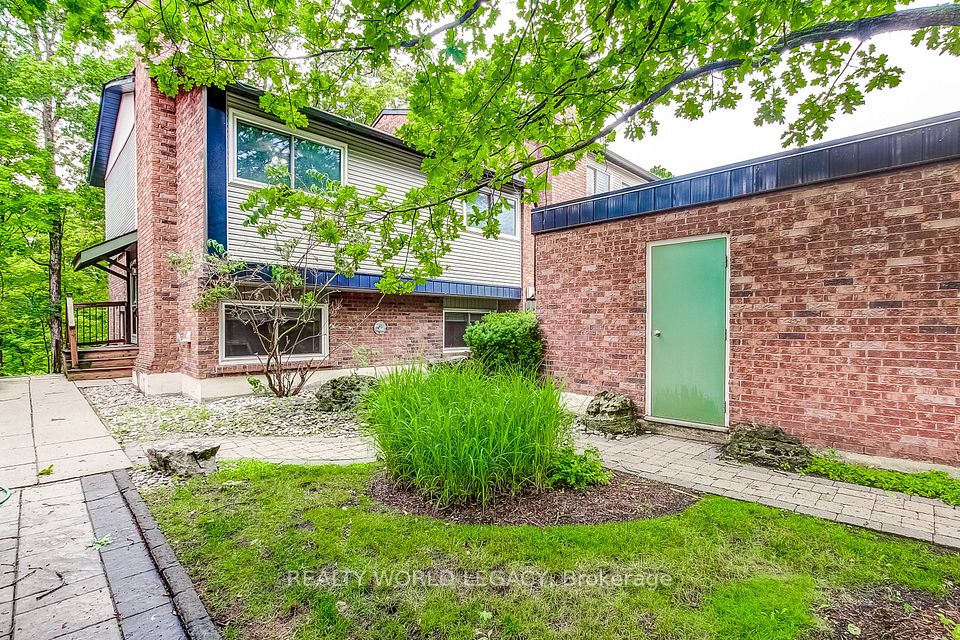 1580 Kerns Road 1, Burlington, ON L7P 3A7 at 1580 Kerns Road 1, Burlington, ON L7P 3A7, Burlington, ON, L7P 3A7