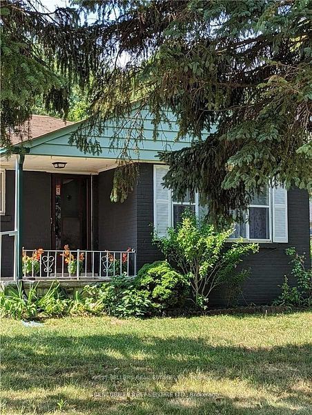 320 Ashbury Road, Oakville, ON L6K 2M4 at 320 Ashbury Road, Oakville, ON L6K 2M4, Oakville, ON, L6K 2M4