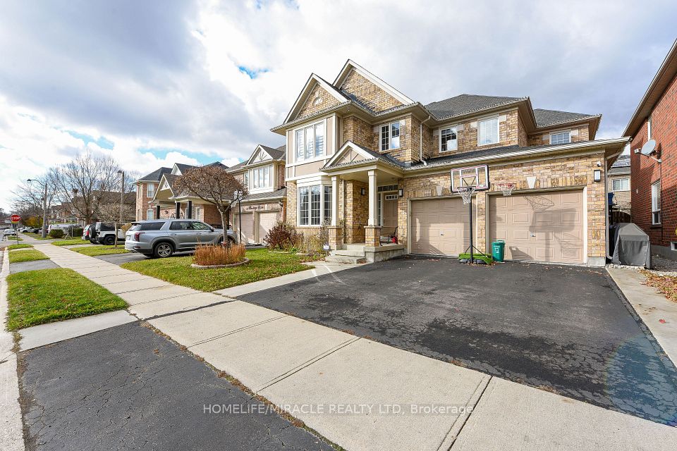 6 Mendoza Drive, Brampton, ON L7A 3M3 at 6 Mendoza Drive, Brampton, ON L7A 3M3, Brampton, ON, L7A 3M3