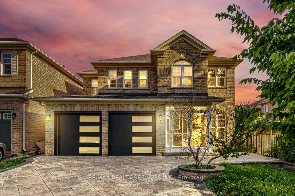 4 Sunnybrook Crescent, Brampton, ON L7A 1Y2 at 4 Sunnybrook Crescent, Brampton, ON L7A 1Y2, Brampton, ON, L7A 1Y2