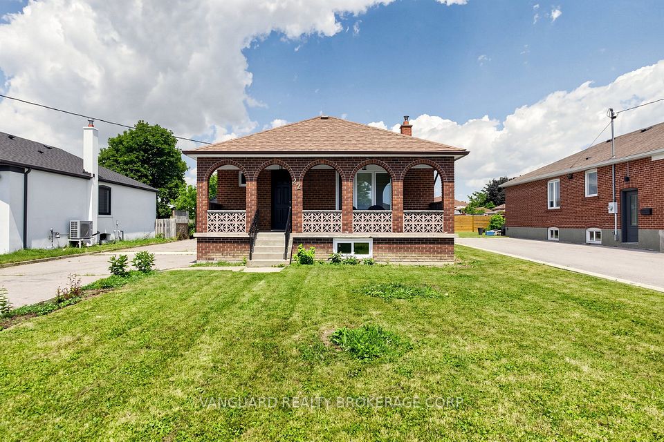 22 Nash Drive, Toronto, ON M3M 2L3 at 22 Nash Drive, Toronto, ON M3M 2L3, Toronto W05, ON, M3M 2L3