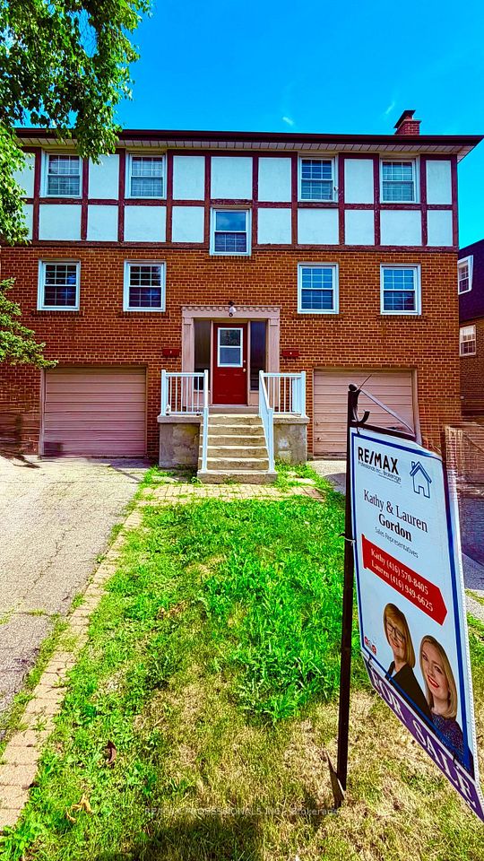 8 Bridesburg Drive, Toronto, ON M9R 2K3 at 8 Bridesburg Drive, Toronto, ON M9R 2K3, Toronto W09, ON, M9R 2K3