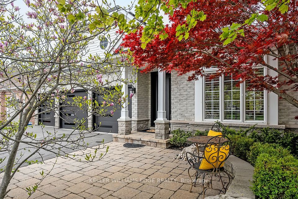 4285 Couples Crescent, Burlington, ON L7M 4Y8 at 4285 Couples Crescent, Burlington, ON L7M 4Y8, Burlington, ON, L7M 4Y8