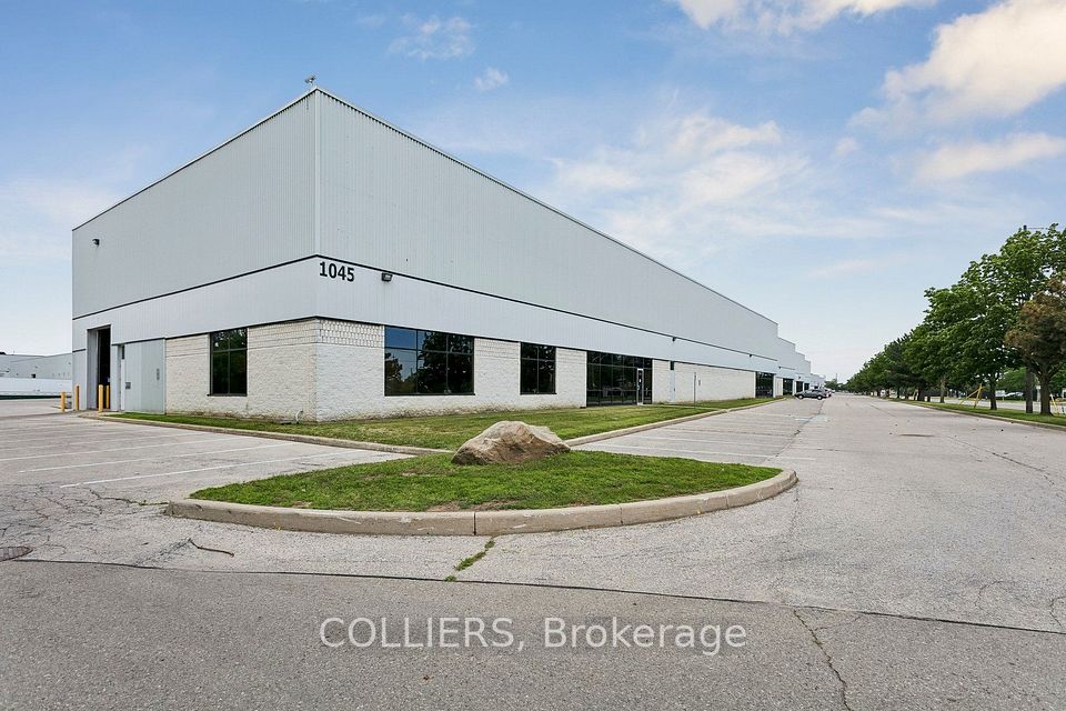 1045 Middlegate Road Unit A, Mississauga, ON L4Y 3Y4