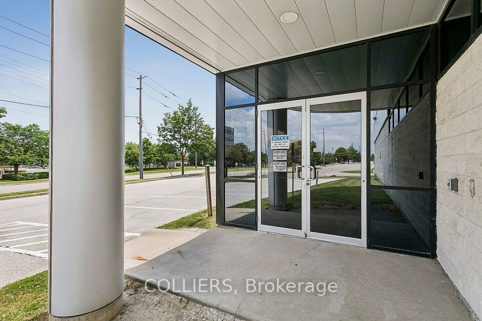 1045 Middlegate Road Unit B, Mississauga, ON L4Y 3Y4