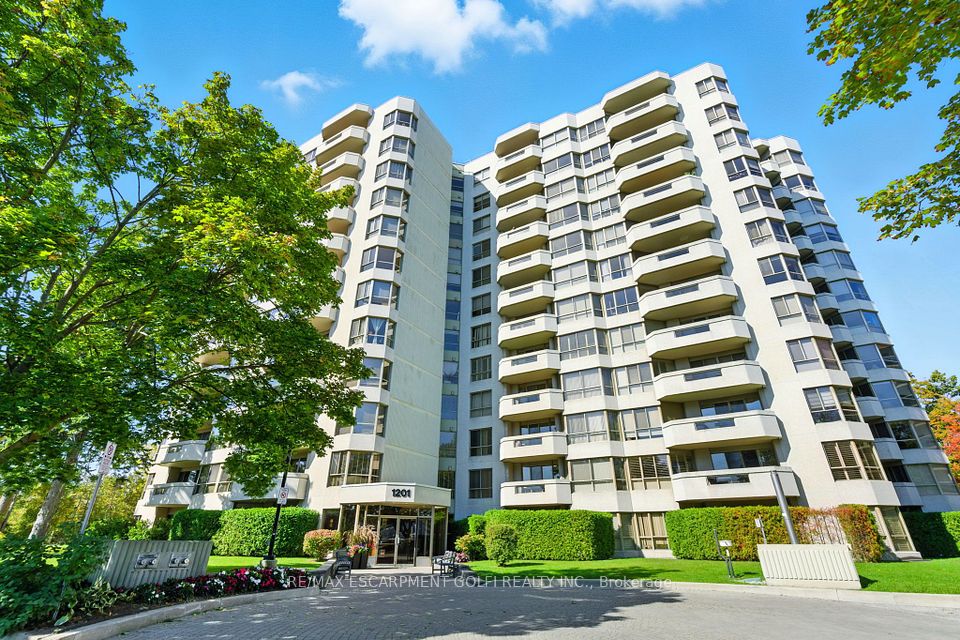 1201 North Shore Boulevard E 208, Burlington, ON L7S 1Z5 at 1201 North Shore Boulevard E 208, Burlington, ON L7S 1Z5, Burlington, ON, L7S 1Z5