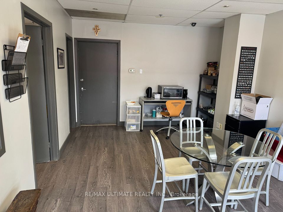 329 Evans Avenue, Toronto, ON M8Z 1K2