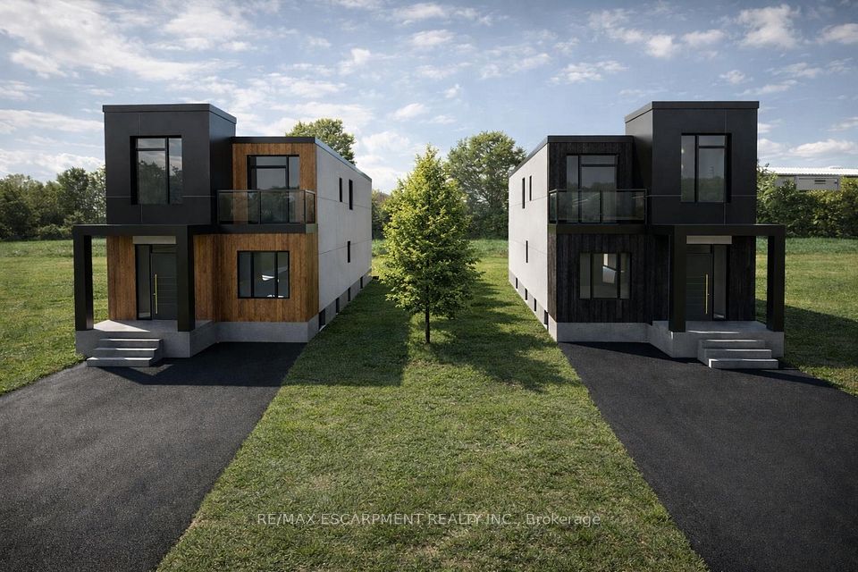 1033 Alexandra Avenue, Mississauga, ON L5E 1Z9 at 1033 Alexandra Avenue, Mississauga, ON L5E 1Z9, Mississauga, ON, L5E 1Z9