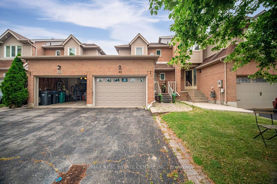 40 Langdale Crescent, Brampton, ON L6Y 4R7 at 40 Langdale Crescent, Brampton, ON L6Y 4R7, Brampton, ON, L6Y 4R7