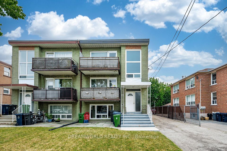 7 Diana Drive, Toronto, ON M3M 2W2 at 7 Diana Drive, Toronto, ON M3M 2W2, Toronto W05, ON, M3M 2W2