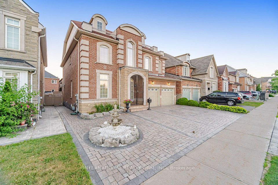 84 Fred Young Drive, Toronto, ON M3L 0A3 at 84 Fred Young Drive, Toronto, ON M3L 0A3, Toronto W05, ON, M3L 0A3