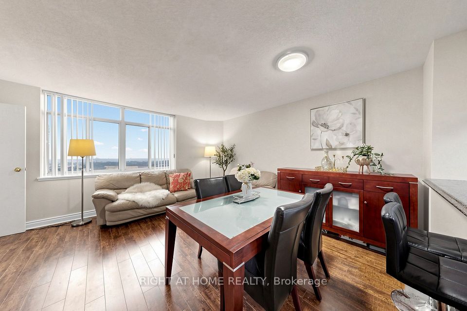 300 Webb Drive PH9, Mississauga, ON L5B 3W3 at 300 Webb Drive PH9, Mississauga, ON L5B 3W3, Mississauga, ON, L5B 3W3