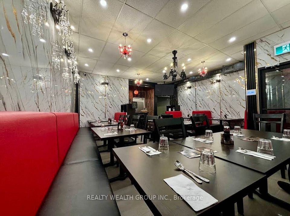 1133 Dundas Street E, Mississauga, ON L4Y 2C3