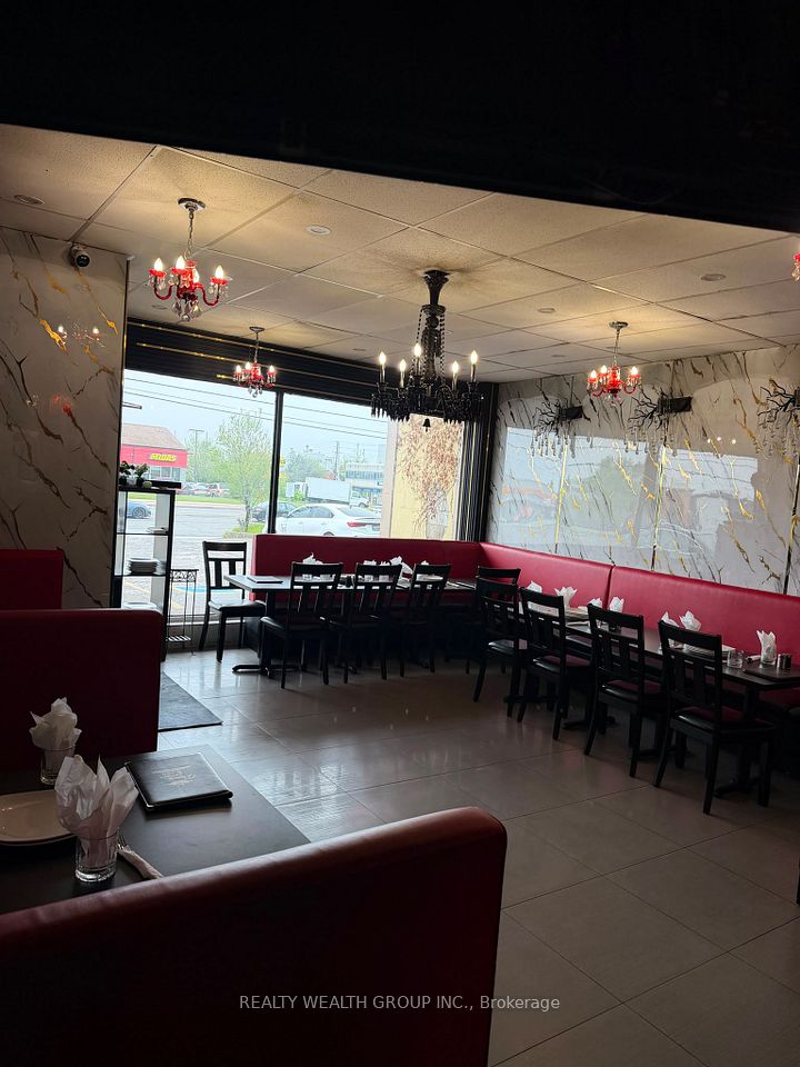 1133 Dundas Street E, Mississauga, ON L4Y 2C3