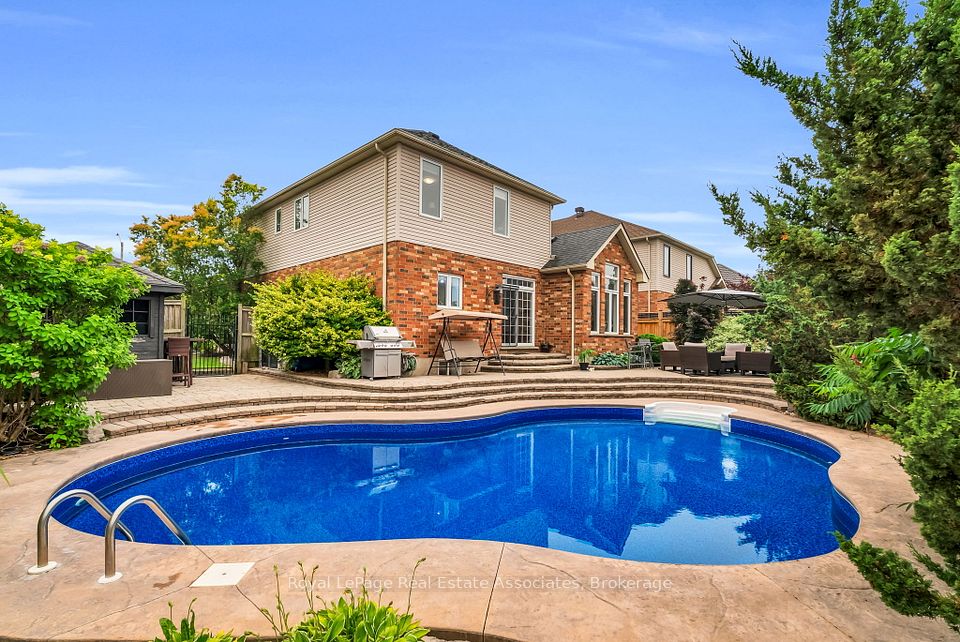 27 Rennie Street, Halton Hills, ON L7J 2Y7 at 27 Rennie Street, Halton Hills, ON L7J 2Y7, Halton Hills, ON, L7J 2Y7