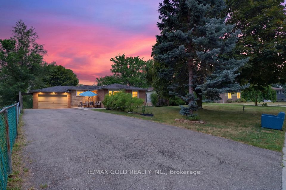 32 Dunblaine Crescent, Brampton, ON L6T 3H2 at 32 Dunblaine Crescent, Brampton, ON L6T 3H2, Brampton, ON, L6T 3H2