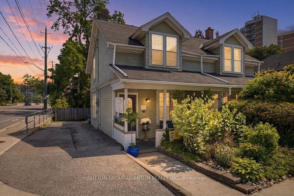 137 Chisholm Street, Oakville, ON L6K 3J1 at 137 Chisholm Street, Oakville, ON L6K 3J1, Oakville, ON, L6K 3J1
