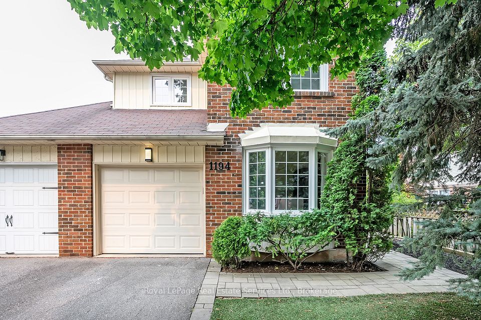 1194 Potters Wheel Crescent, Oakville, ON L6M 1J2 at 1194 Potters Wheel Crescent, Oakville, ON L6M 1J2, Oakville, ON, L6M 1J2