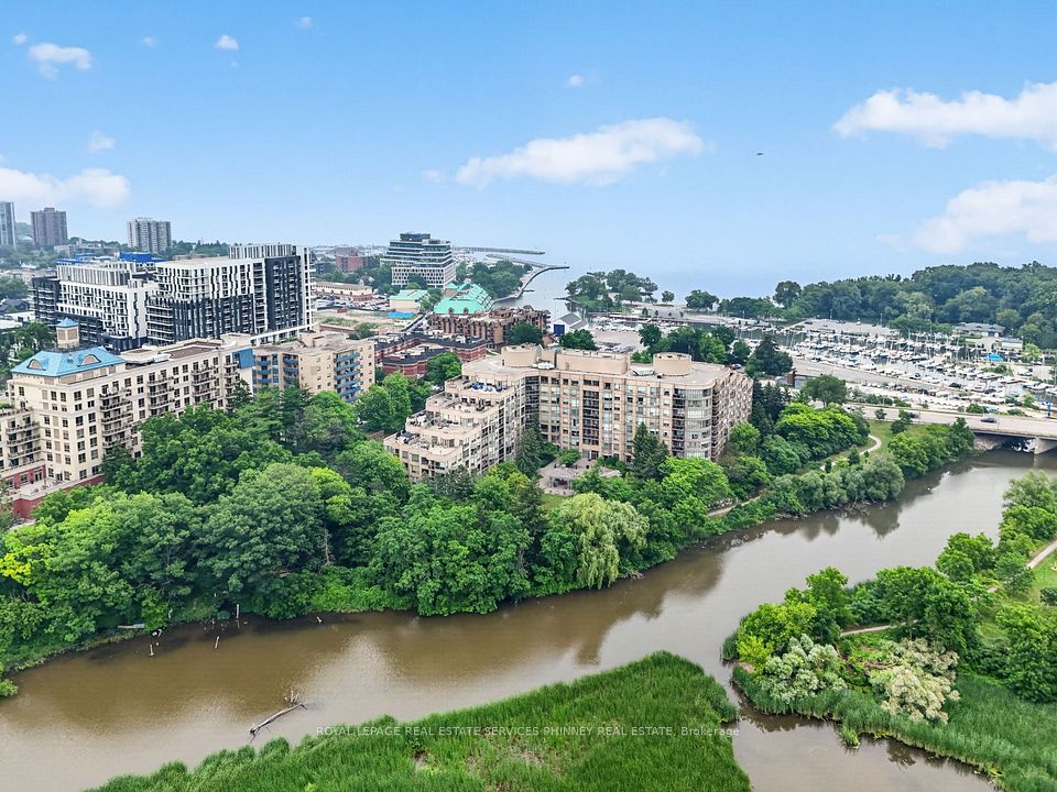 Condo Apartment at 2511 Lakeshore Road W 407, Oakville, ON L6L 6L9, Oakville