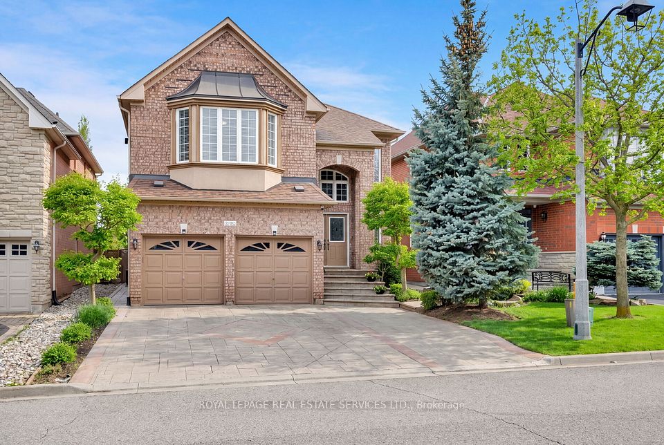Detached at 2252 Foxfield Road, Oakville, ON L6M 4C5, Oakville