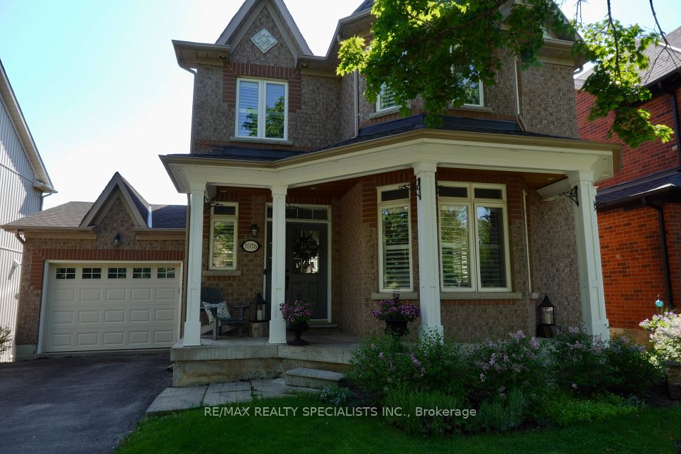 7076 Gillespie Lane, Mississauga, ON L5W 1E8 at 7076 Gillespie Lane, Mississauga, ON L5W 1E8, Mississauga, ON, L5W 1E8