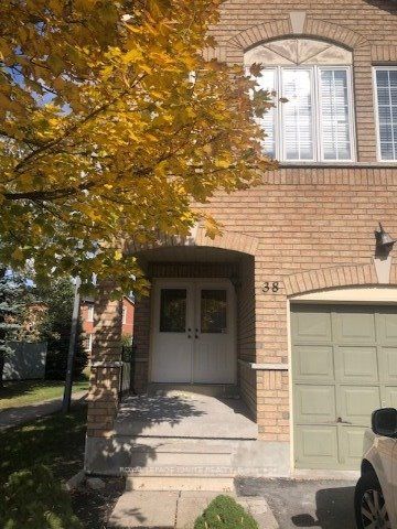 Att/Row/Townhouse at 7115 Rexwood Road 38, Mississauga, ON L4T 4L3, Mississauga