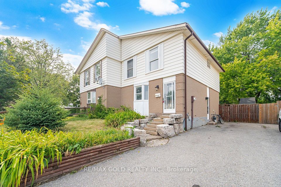 Semi-Detached at 16 Crawford Drive, Brampton, ON L6V 2C7, Brampton