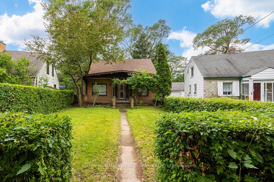 7 Saunders Crescent, Toronto, ON M8Y 2P7 at 7 Saunders Crescent, Toronto, ON M8Y 2P7, Toronto W07, ON, M8Y 2P7