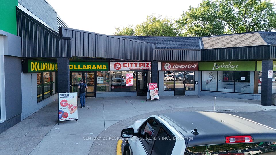1865 Lakeshore Road W 4, Mississauga, ON L5J 4P1