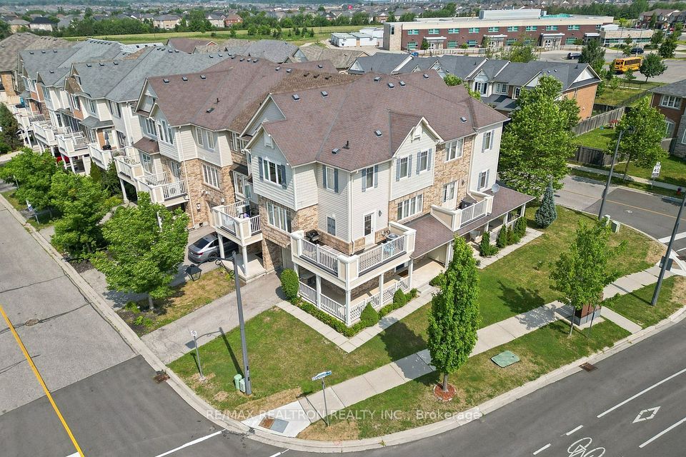 800 Fowles Court, Milton, ON L9T 0Z8 at 800 Fowles Court, Milton, ON L9T 0Z8, Milton, ON, L9T 0Z8