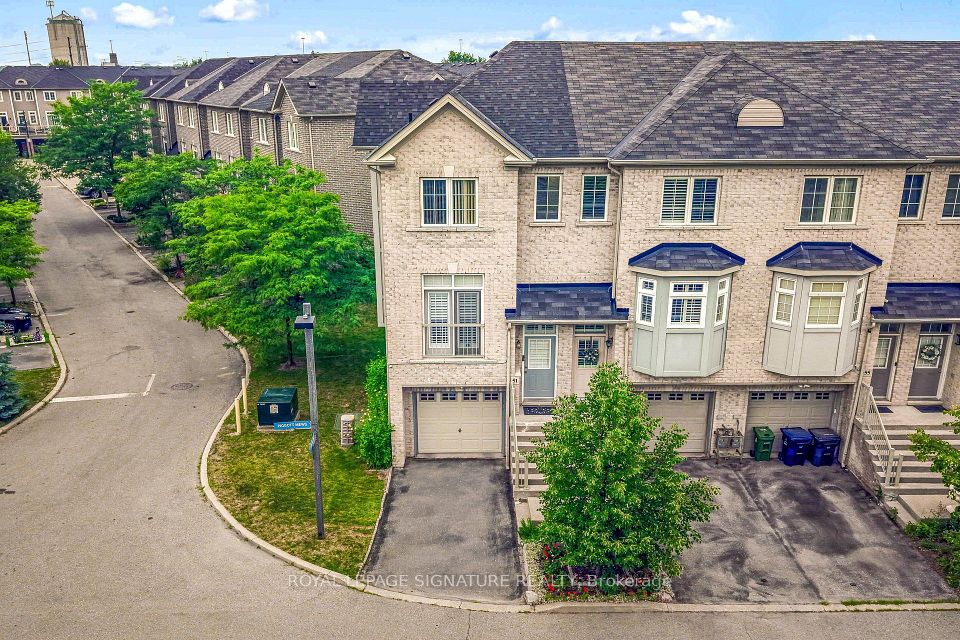 51 Piggott Mews, Toronto, ON M9N 0A4 at 51 Piggott Mews, Toronto, ON M9N 0A4, Toronto W04, ON, M9N 0A4