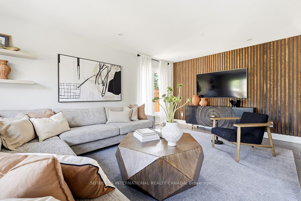 Detached at 2171 Devlin Drive, Burlington, ON L7P 3C6, Burlington