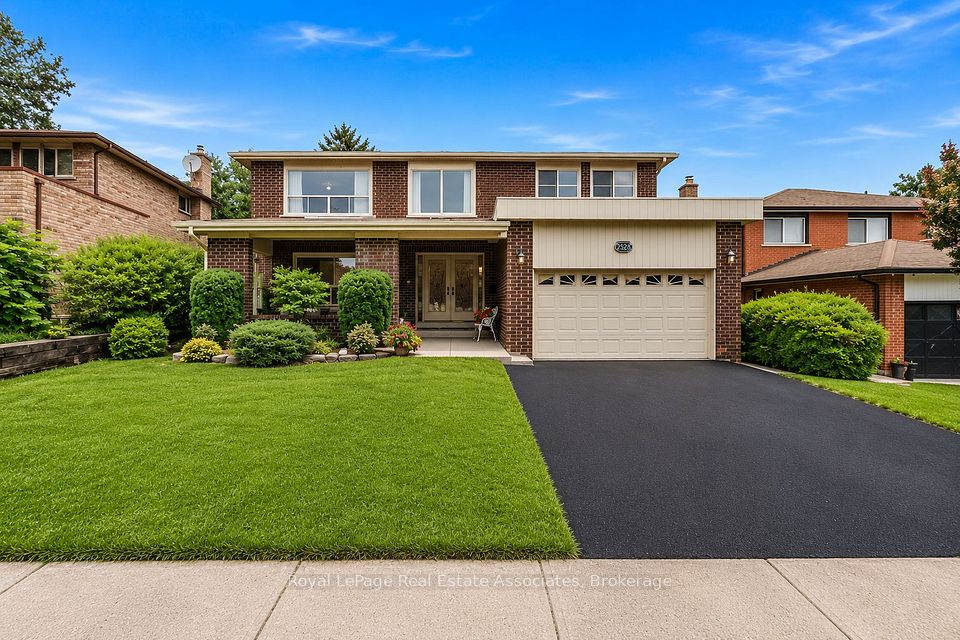 2529 Claymore Crescent, Mississauga, ON L5C 3A2 at 2529 Claymore Crescent, Mississauga, ON L5C 3A2, Mississauga, ON, L5C 3A2