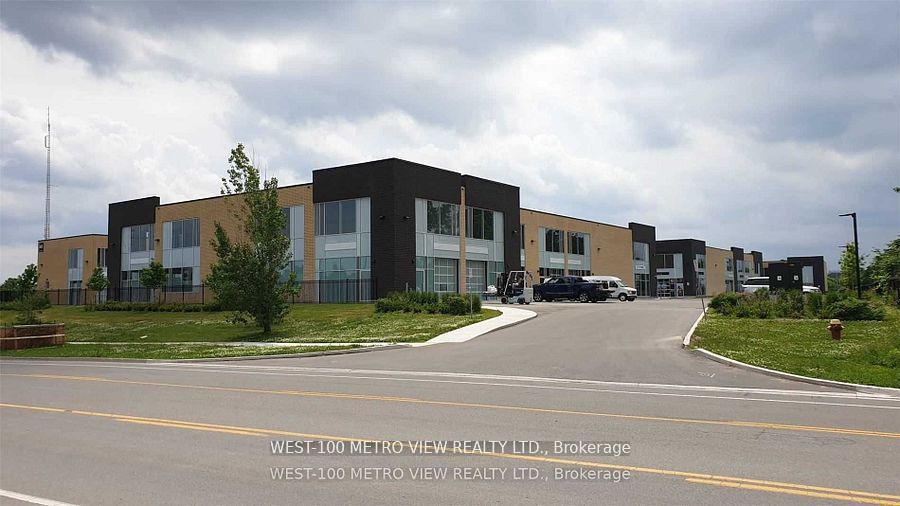 1156 King Road 33, Burlington, ON L7T 0C5