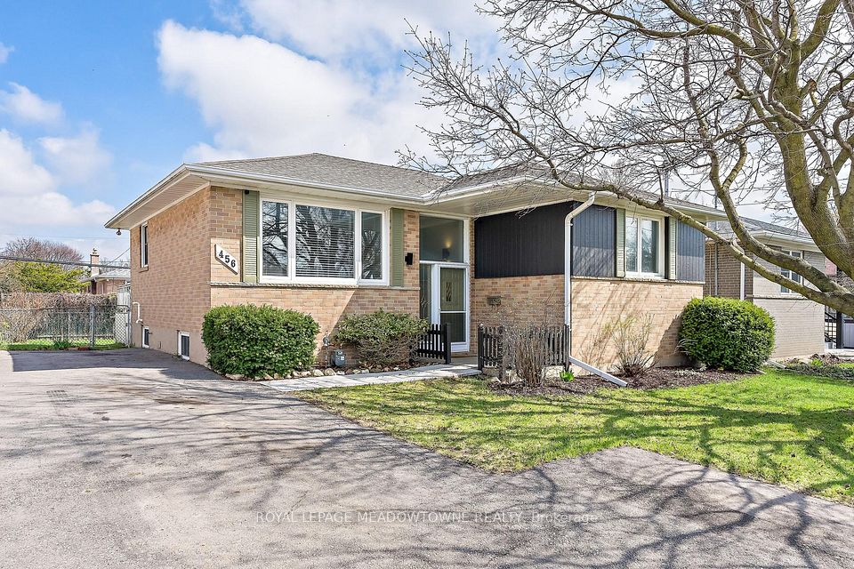 456 Delrex Boulevard, Halton Hills, ON L7G 4J2 at 456 Delrex Boulevard, Halton Hills, ON L7G 4J2, Halton Hills, ON, L7G 4J2
