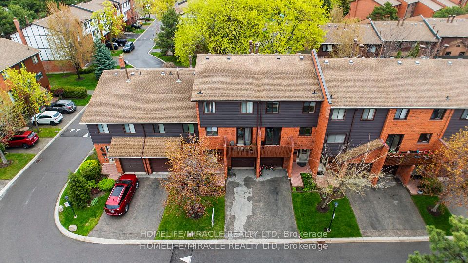4165 Fieldgate Drive 32, Mississauga, ON L4W 2M9 at 4165 Fieldgate Drive 32, Mississauga, ON L4W 2M9, Mississauga, ON, L4W 2M9
