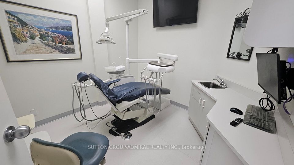 1060 Speers Road 218 & 220, Oakville, ON L6L 2X4