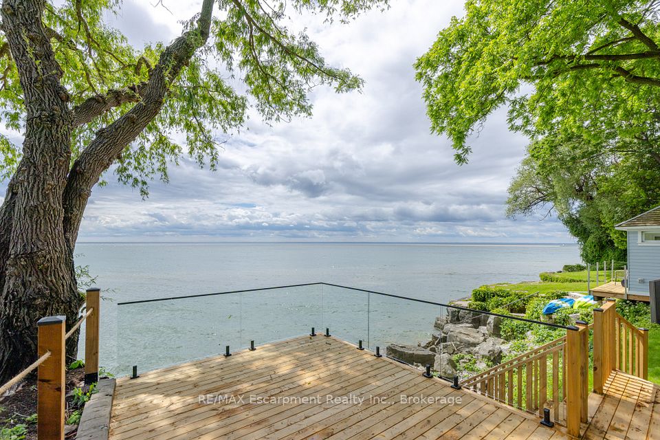 21 Second Street, Oakville, ON L6J 3T1 at 21 Second Street, Oakville, ON L6J 3T1, Oakville, ON, L6J 3T1