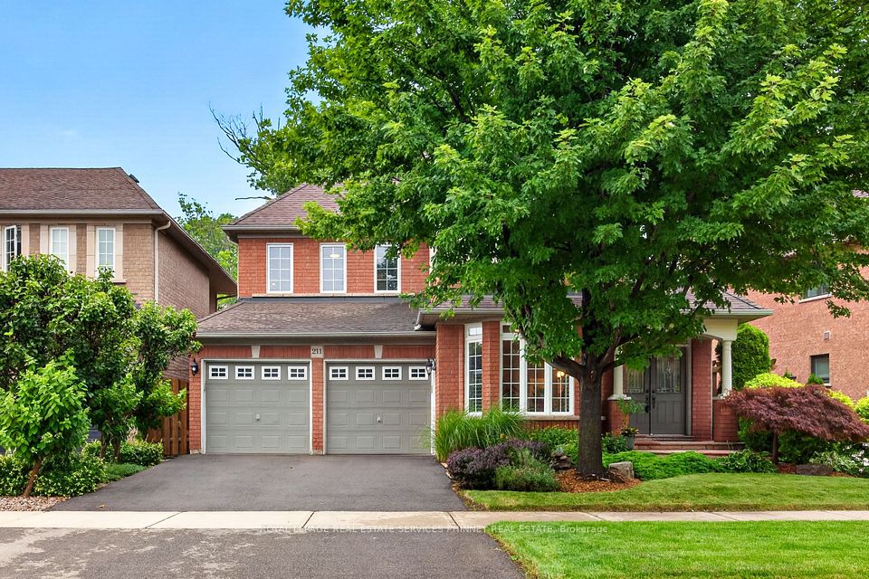 211 Creek Path Avenue, Oakville, ON L6L 6T5 at 211 Creek Path Avenue, Oakville, ON L6L 6T5, Oakville, ON, L6L 6T5
