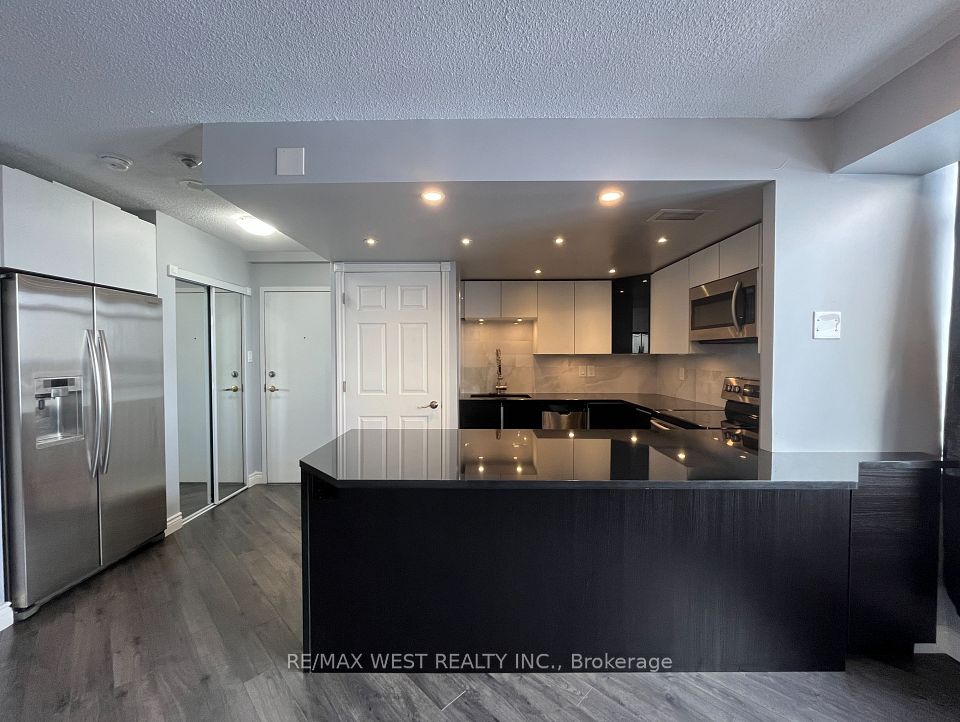 300 Webb Drive 1007, Mississauga, ON L5B 3W3 at 300 Webb Drive 1007, Mississauga, ON L5B 3W3, Mississauga, ON, L5B 3W3
