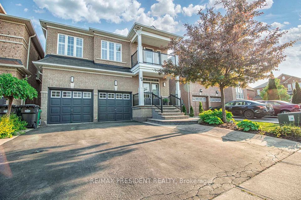 44 Robitaille Drive, Brampton, ON L6R 0H6 at 44 Robitaille Drive, Brampton, ON L6R 0H6, Brampton, ON, L6R 0H6