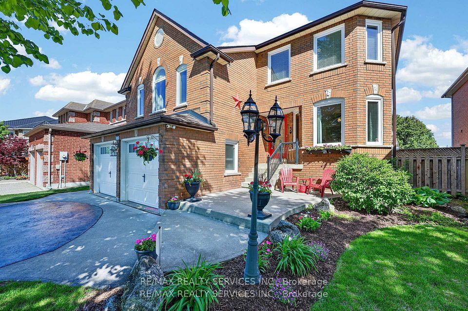 150 Royal Valley Drive, Caledon, ON L7C 1B3 at 150 Royal Valley Drive, Caledon, ON L7C 1B3, Caledon, ON, L7C 1B3